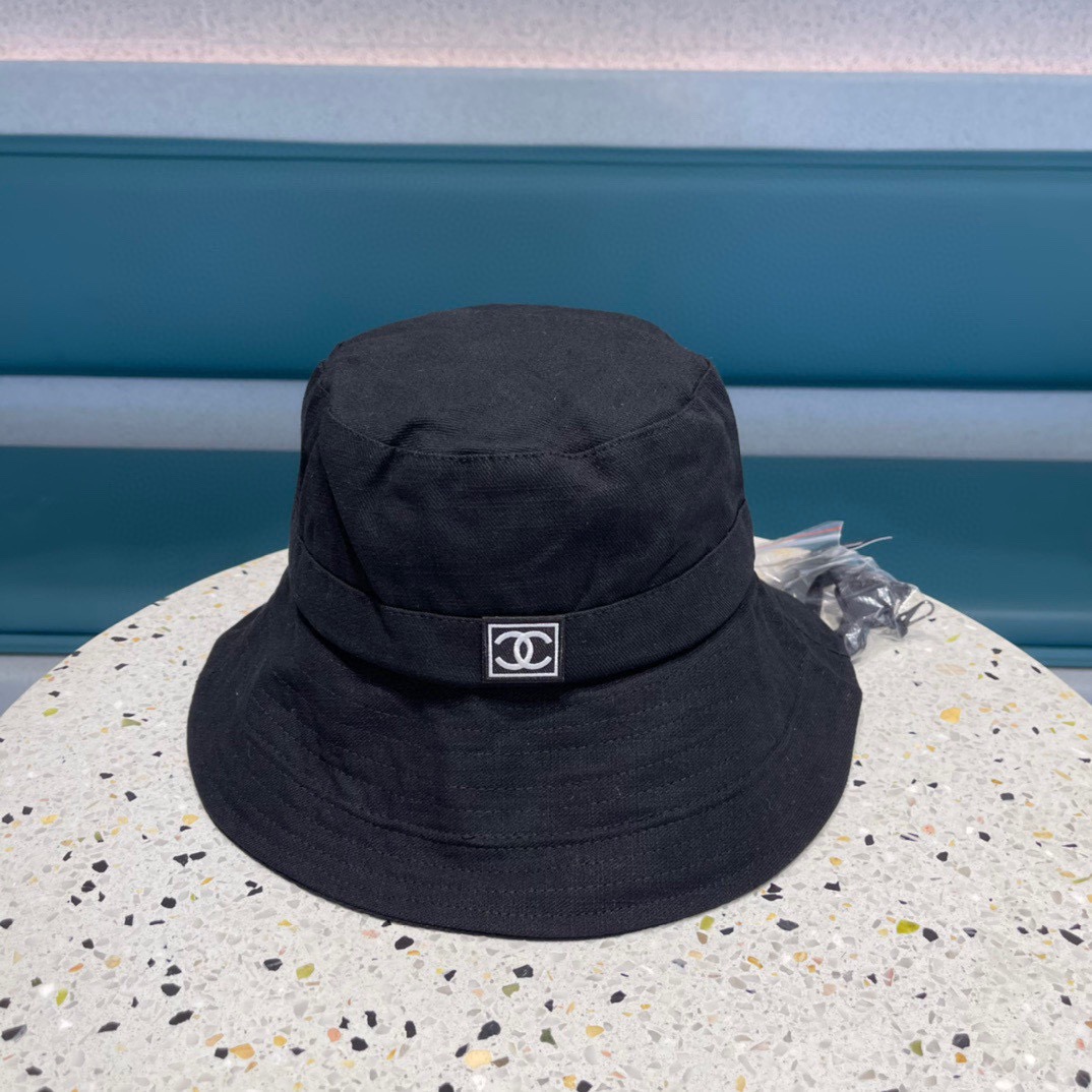37698_G_16242109986151.jpg