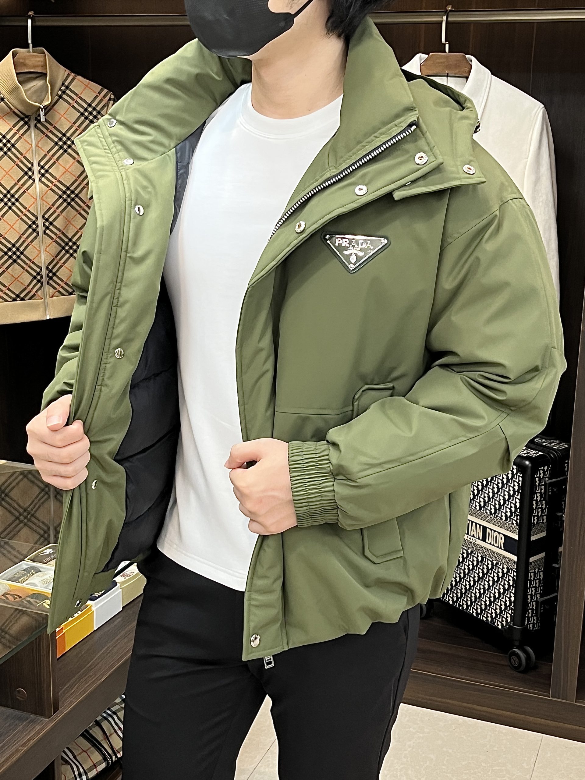 1761208769101-scaled-1.jpg